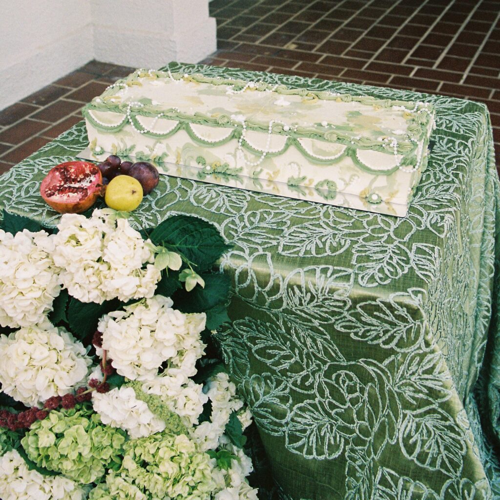 apple silk floral